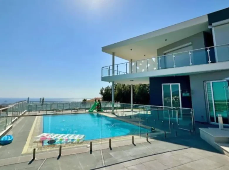 Haus 4 Schlafzimmer 282 m² Demos Agiou Athanasiou, Zypern