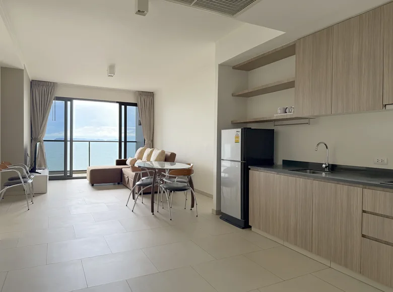 Piso independiente 1 habitacion 77 m² Na Kluea, Tailandia