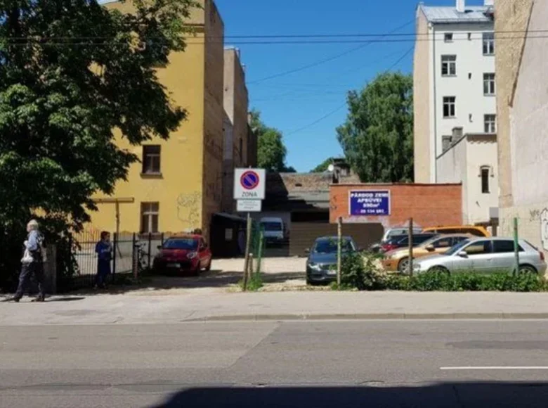 Инвестиционная  Рига, Латвия