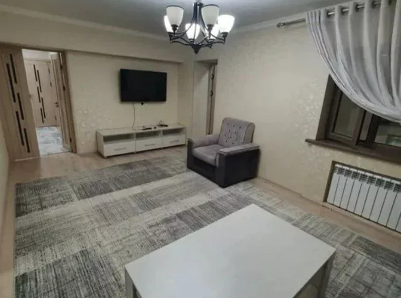 Kvartira 3 xonalar 70 m² Toshkentda