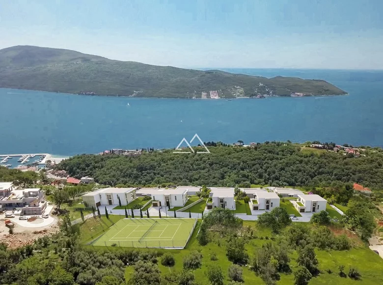 Villa de 4 habitaciones 232 m² Herceg Novi, Montenegro
