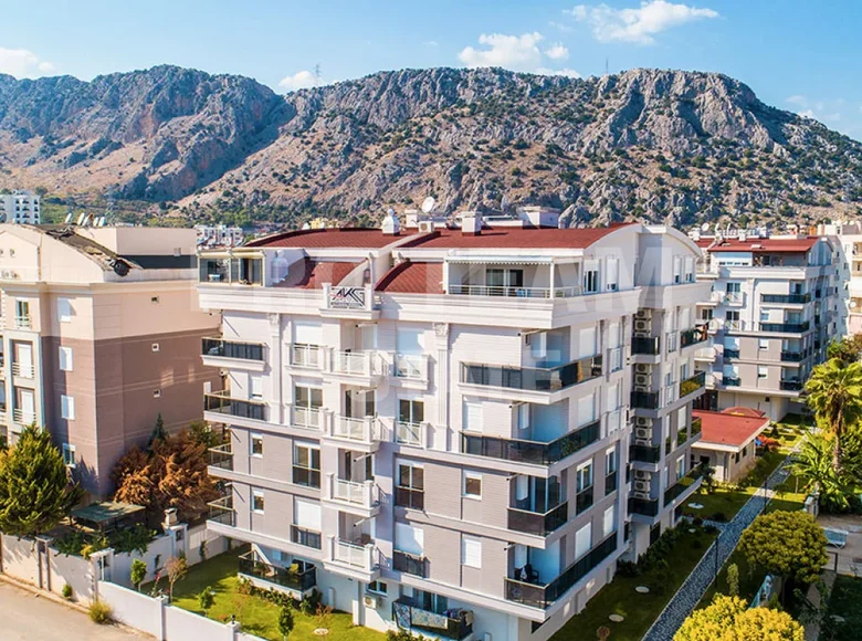 3 room apartment 82 m² Konyaalti, Turkey