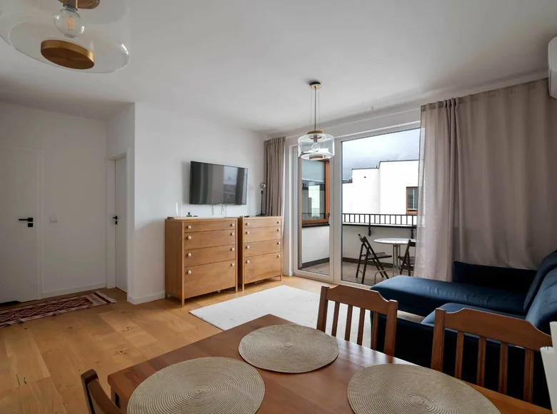 2 room apartment 43 m² in Warsaw, Poland