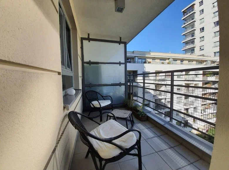 Mieszkanie 2 pokoi 35 m² Warszawa, Polska