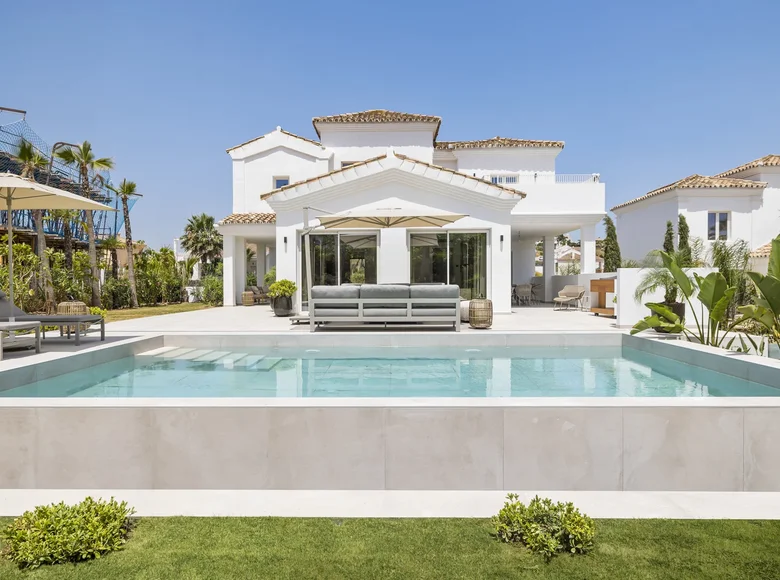 4 bedroom Villa 330 m² Casares, Spain
