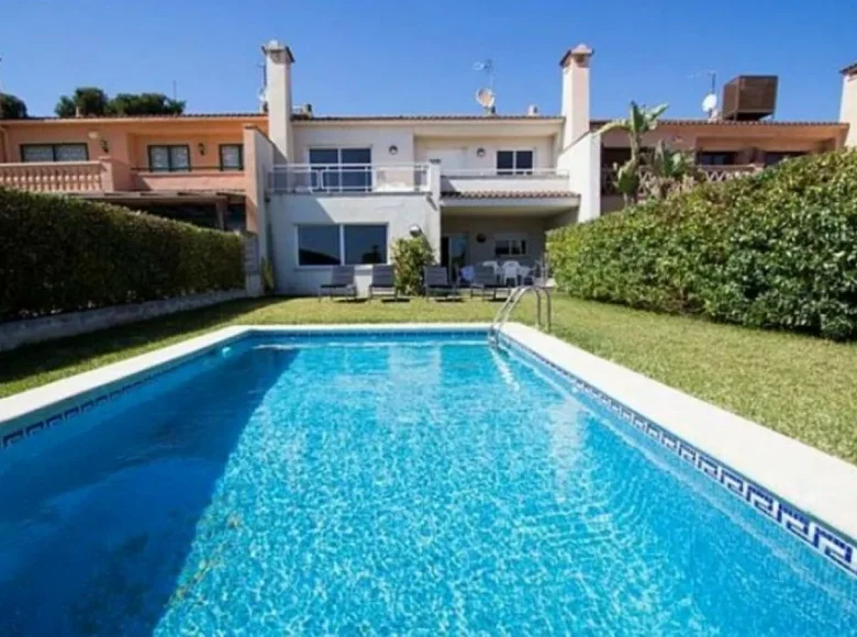 6 bedroom house 350 m² Altafulla, Spain