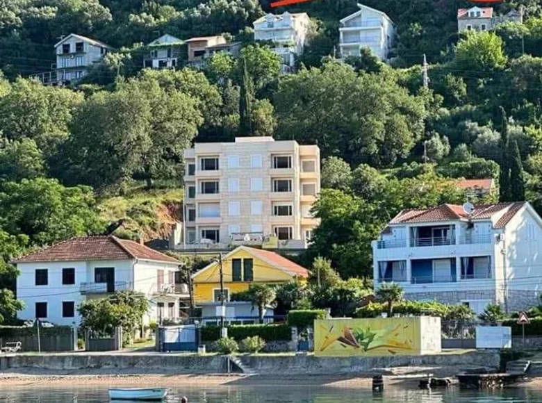 Grundstück  Kumbor, Montenegro