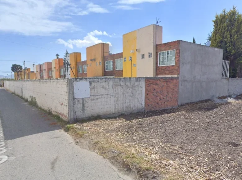 2 bedroom house  San Mateo Atenco, Mexico