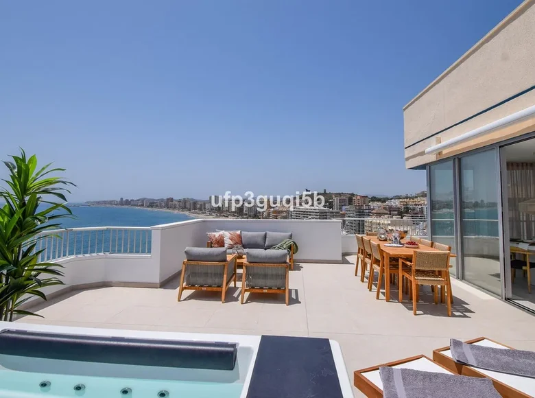 3 bedroom apartment 198 m² Fuengirola, Spain