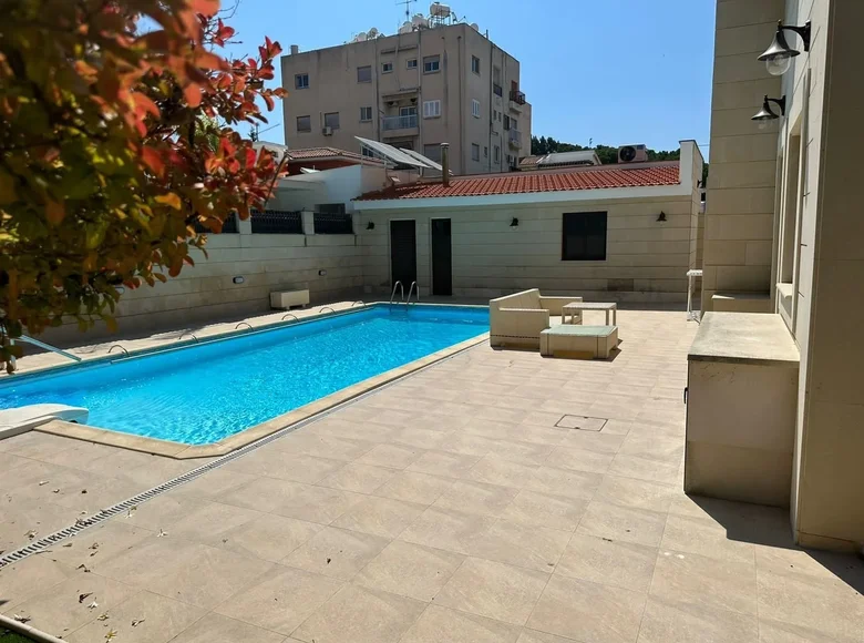 Dom 5 pokojów 291 m² Larnaka, Cypr