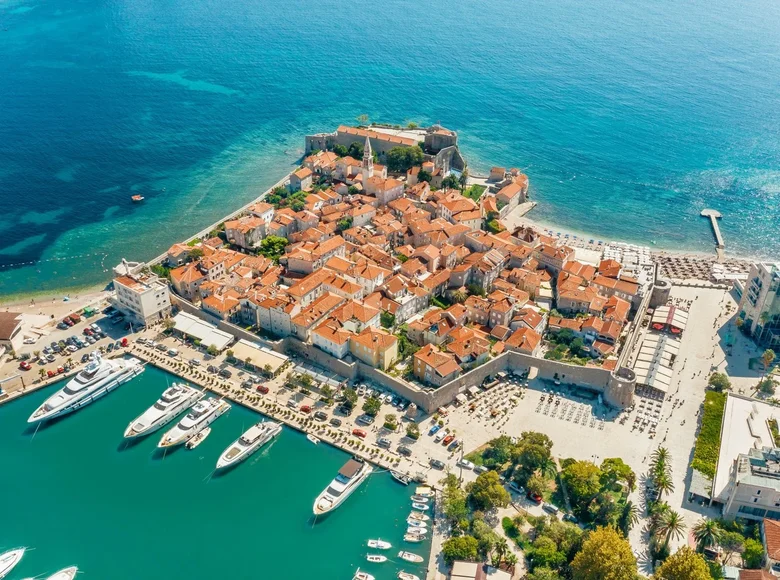 6-Zimmer-Villa 268 m² Budva, Montenegro