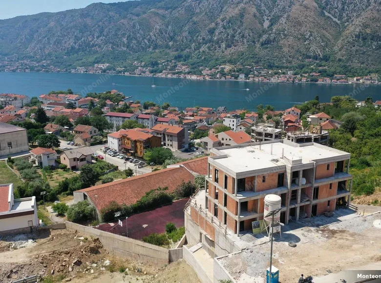 Apartamento 3 habitaciones 110 m² Kotor, Montenegro