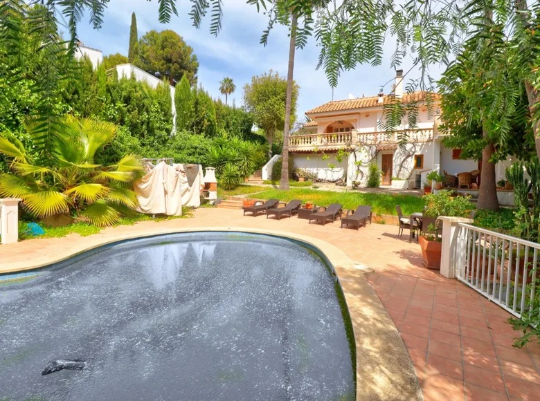 Schloss 5 Schlafzimmer 340 m² Bendinat, Spanien