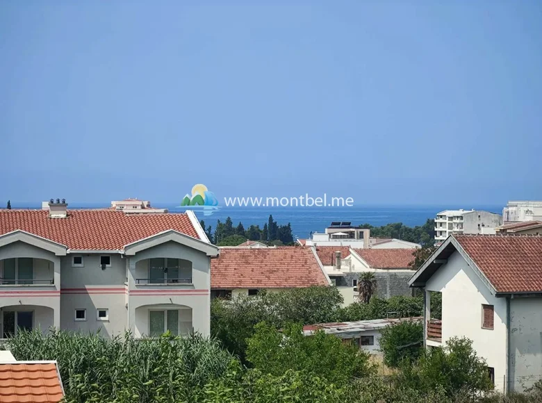 3 bedroom apartment 106 m² Bar, Montenegro