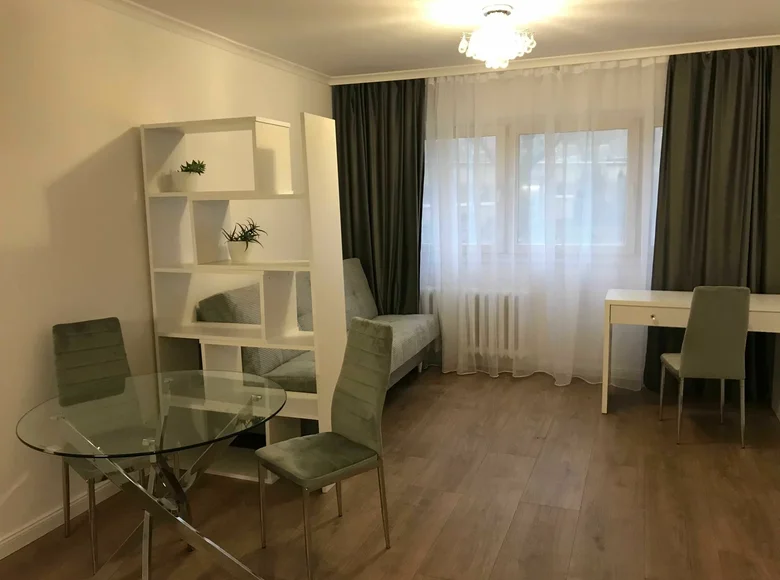 1 room apartment 25 m² in Warsaw, Poland