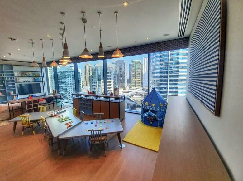 Mieszkanie 2 pokoi 127 m² Dubaj, Emiraty Arabskie