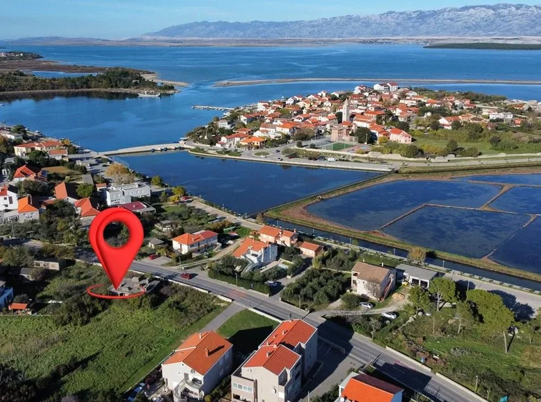 Земельные участки 1 794 м² Нин, Хорватия
