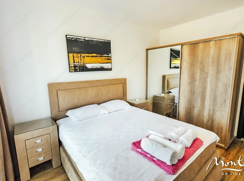 2 bedroom apartment 100 m² Herceg Novi, Montenegro