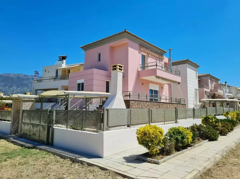 Dom wolnostojący 4 pokoi 145 m² Municipality of Loutraki and Agioi Theodoroi, Grecja