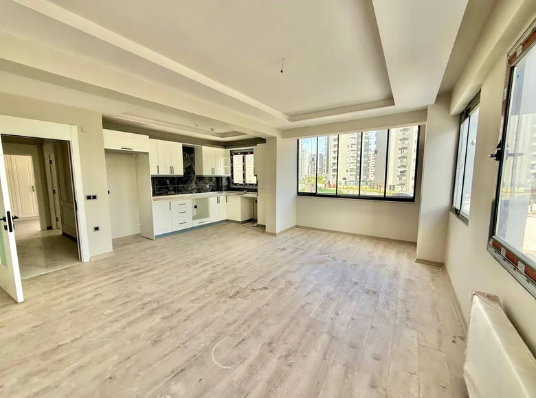 2 bedroom apartment 95 m² Mezitli, Turkey