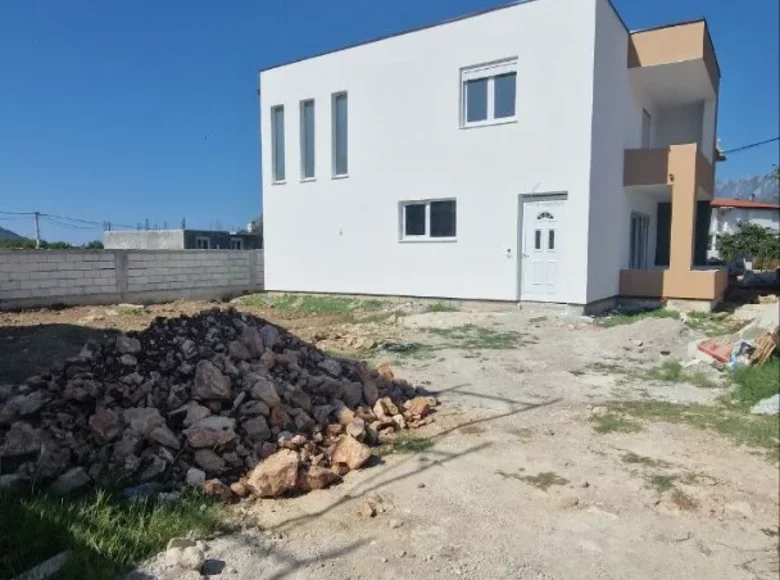 4 bedroom house 160 m² Montenegro, Montenegro