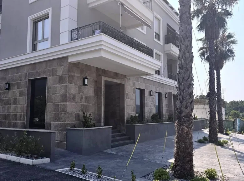 3 bedroom apartment 70 m² Tivat, Montenegro