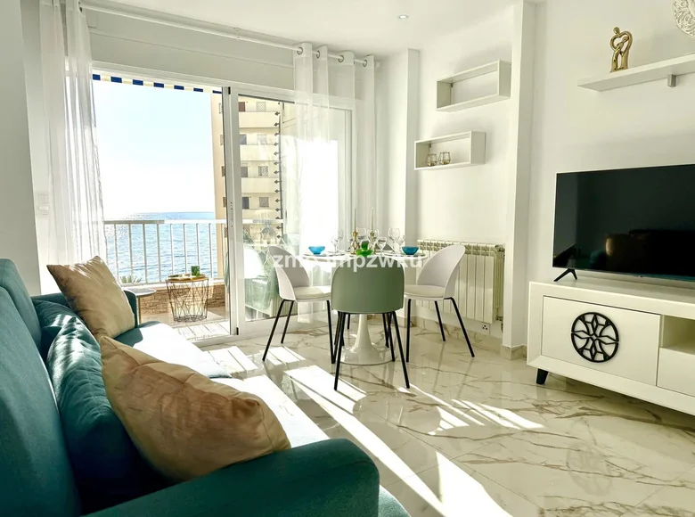 Mieszkanie 2 pokoi 56 m² Marbella, Hiszpania