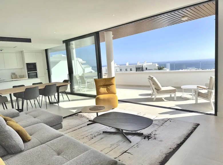 Квартира 3 спальни 131 м² Фуэнхирола, Испания