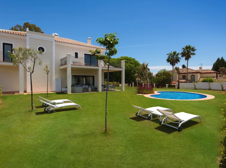 Villa 400 m² Marbella, España