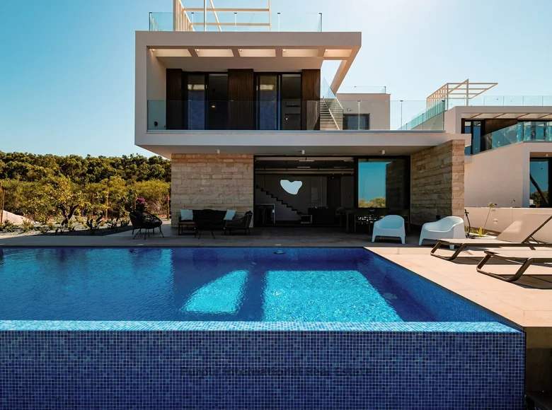 4 bedroom Villa 150 m² Ayia Napa, Cyprus