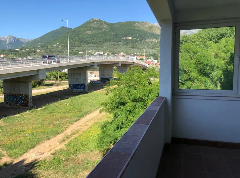 Wohnung 3 zimmer 84 m² Bar, Montenegro
