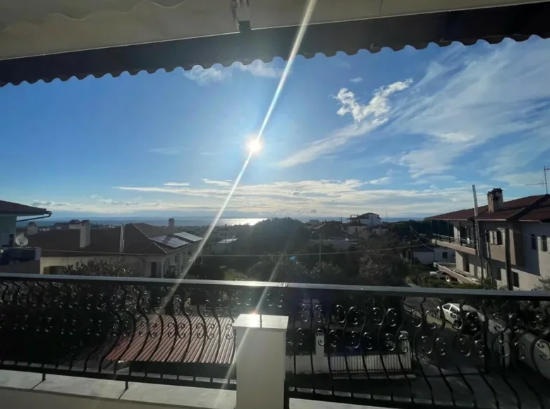 2 bedroom apartment 98 m² Nikiti, Greece