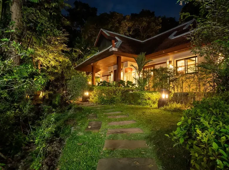 4-Zimmer-Villa 300 m² Phuket, Thailand