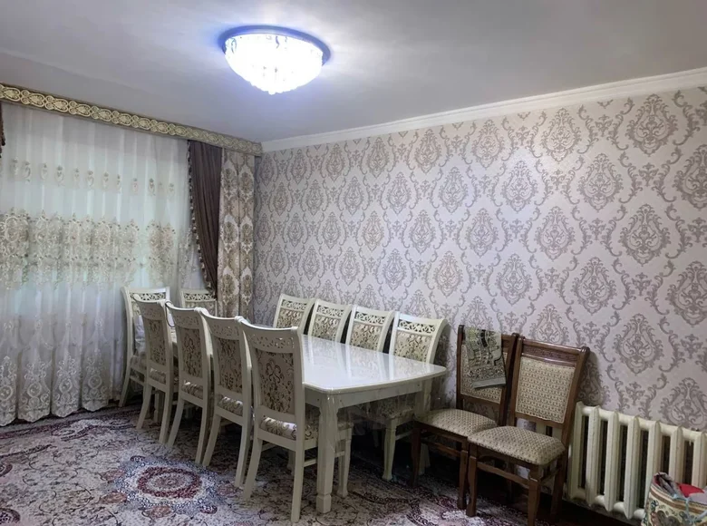 Kvartira 2 xonalar 65 m² Toshkentda