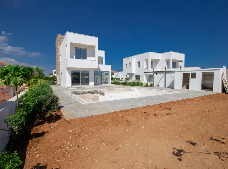 Casa 5 habitaciones 228 m² Chipre, Chipre