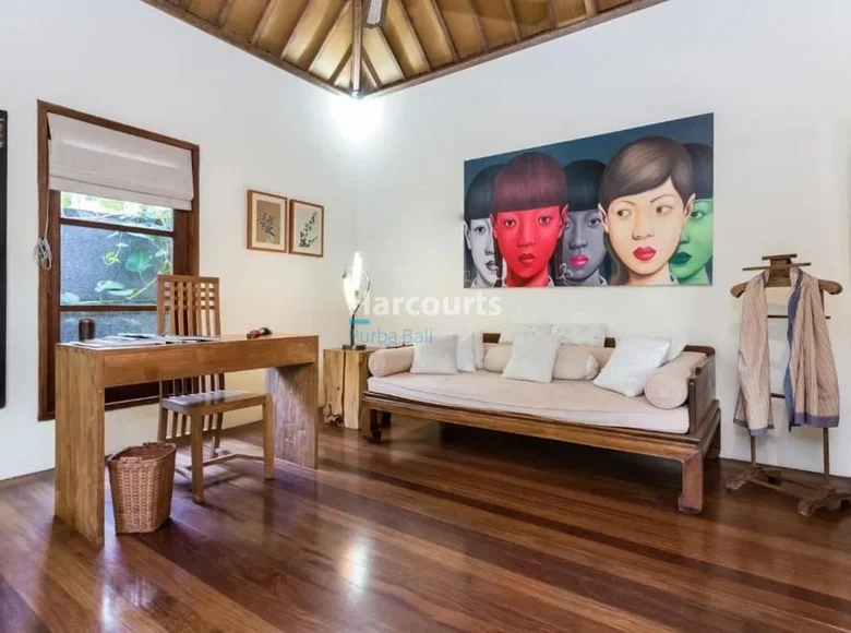 7-Schlafzimmer-Villa 1 043 m² Jimbaran, Indonesien