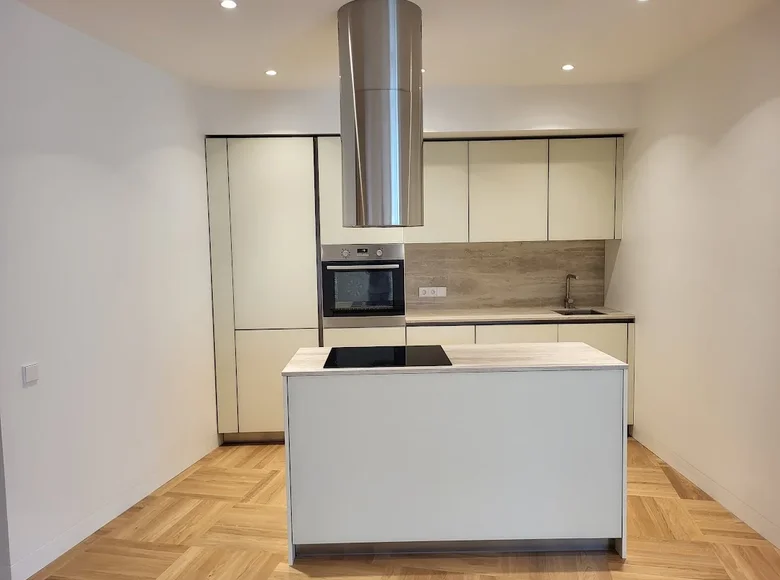 Квартира 3 спальни 123 м² Юрмала, Латвия