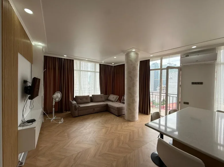 Mieszkanie 3 pokoi 110 m² Batumi, Gruzja
