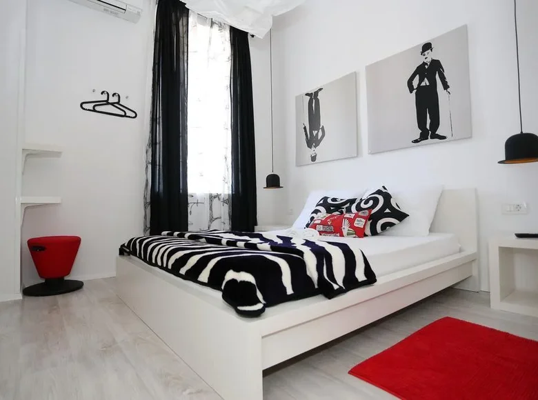 Hotel 104 m² in Bashkia Durres, Albania