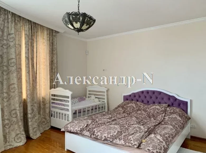 Mieszkanie 4 pokoi 198 m² Odessa, Ukraina