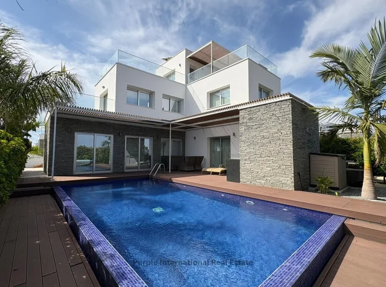 7 bedroom villa 186 m² Yeroskipou, Cyprus
