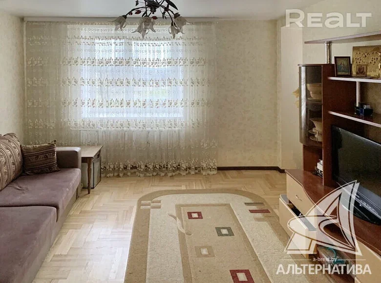 2 room apartment 48 m² Kamyanyets, Belarus