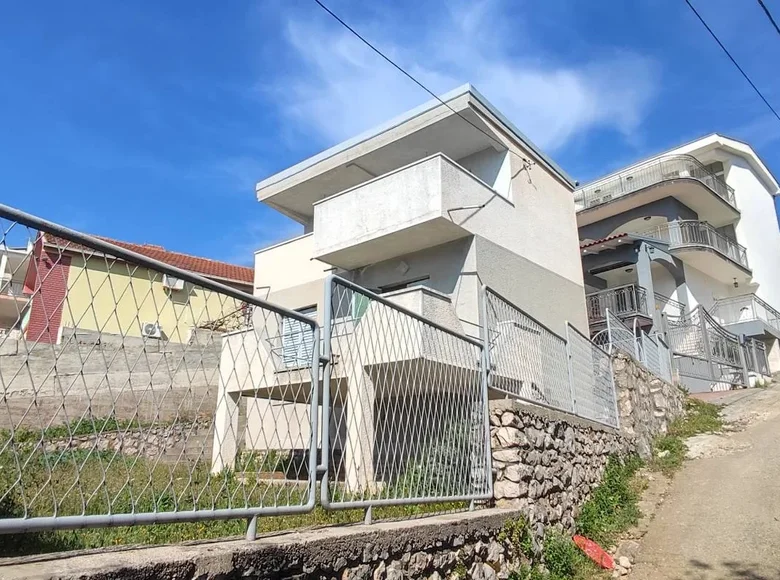 Maison 2 chambres 90 m² Kunje, Monténégro