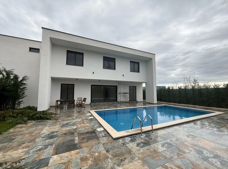 Villa de tres dormitorios 170 m² Rovinj, Croacia