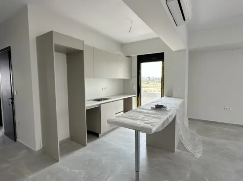 3 bedroom apartment 133 m² triadi, Greece