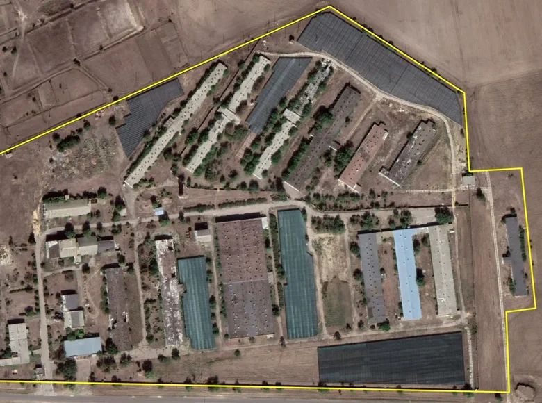 Propriété commerciale 26 762 m² à Bolharka, Ukraine