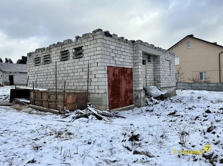 Atterrir 93 m² Valikae Scikleva, Bélarus