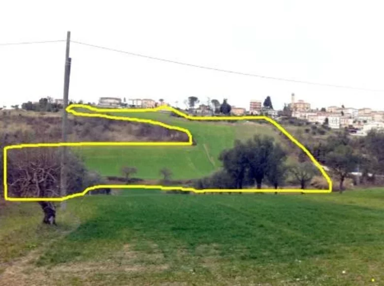 Земельные участки 40 000 м² Терни, Италия