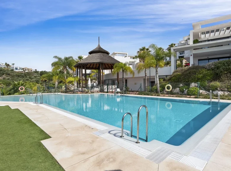 Mieszkanie 2 pokoi 102 m² Benahavis, Hiszpania