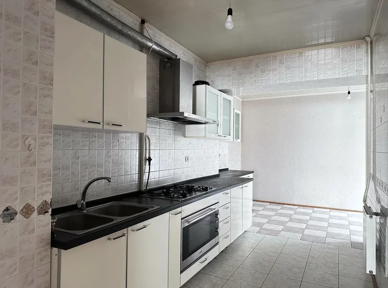 Kvartira 8 xonalar 215 m² Toshkentda